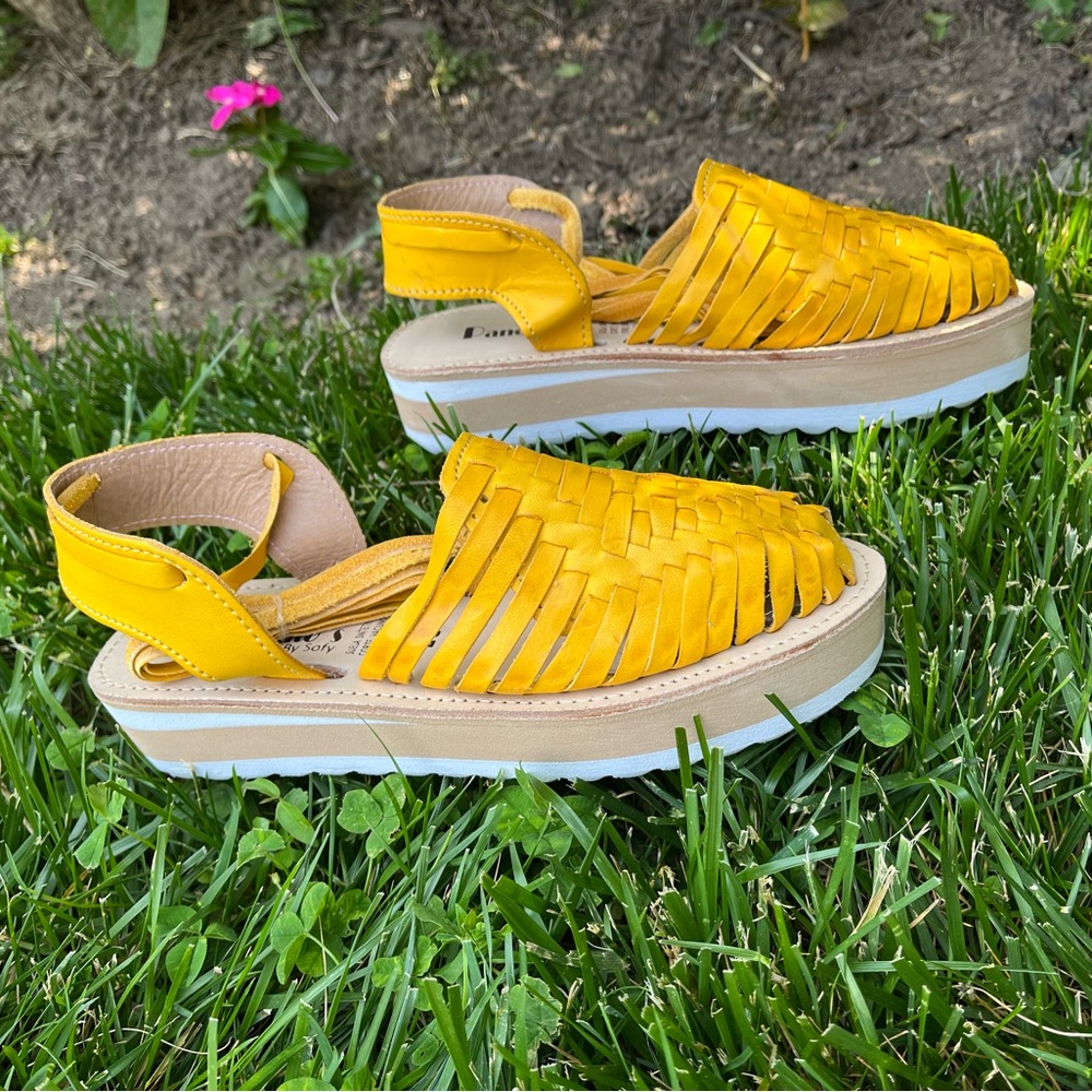 Yellow huarache platform sandal